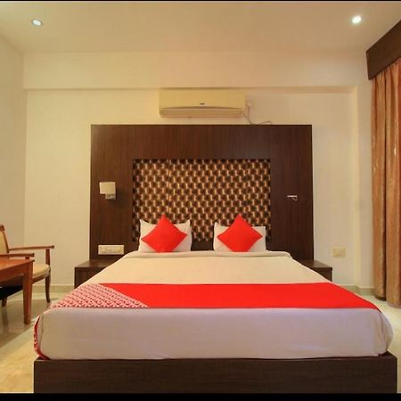 Grand Milestone Hotel Mysore Εξωτερικό φωτογραφία