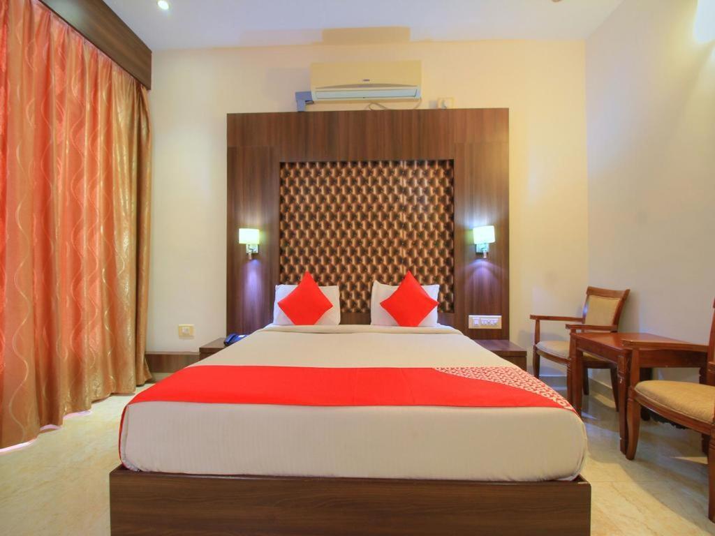Grand Milestone Hotel Mysore Εξωτερικό φωτογραφία